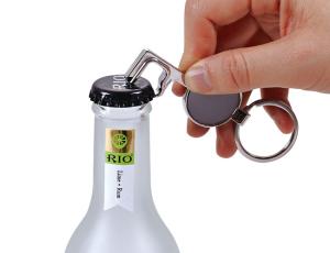 China Key Shape Personalized Metal Bottle Opener Keychain Silver Vintage wholesale