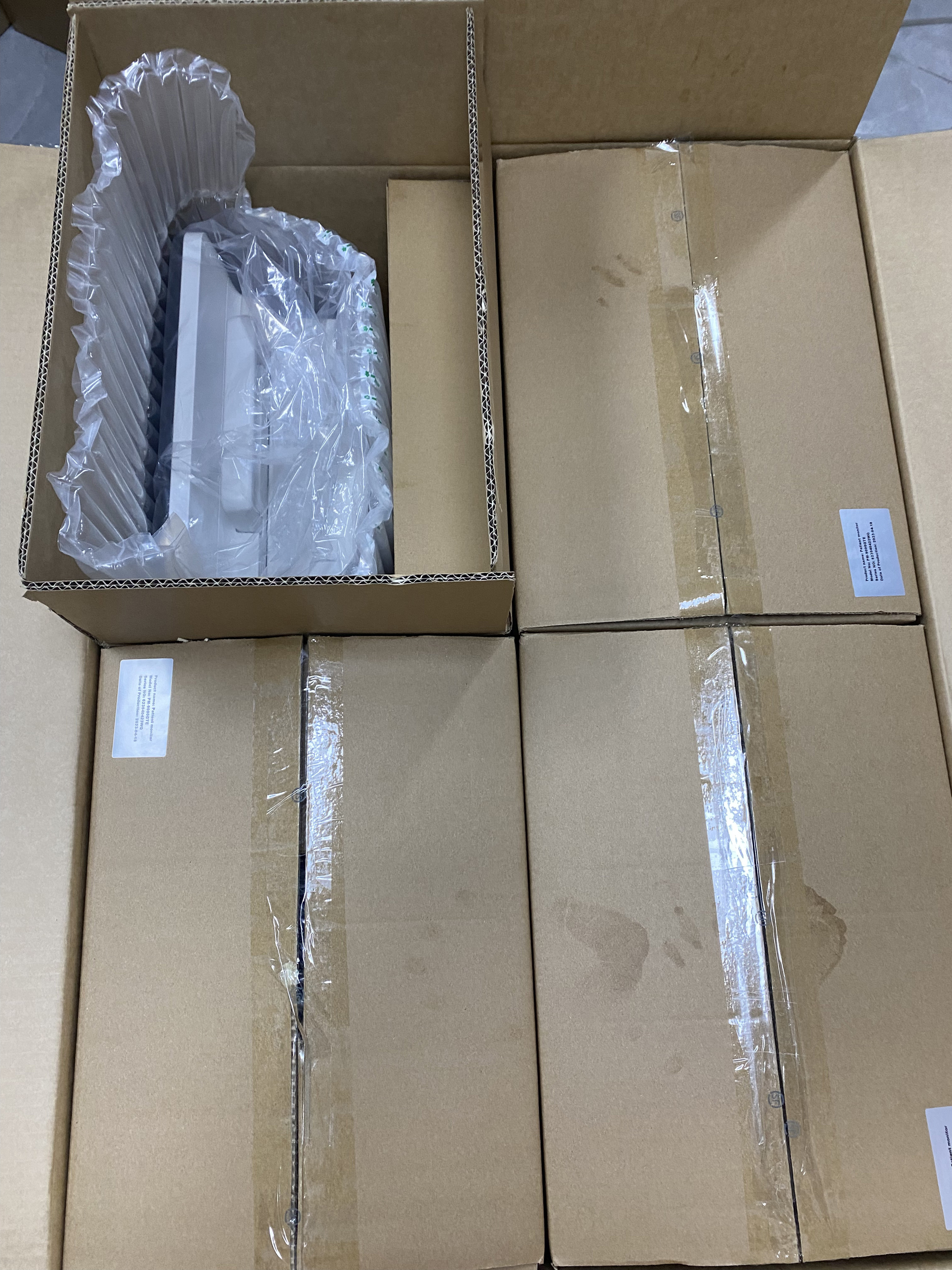PR Multi Parameter Veterinary Monitor with Internal Memory Bluetooth Connectivity