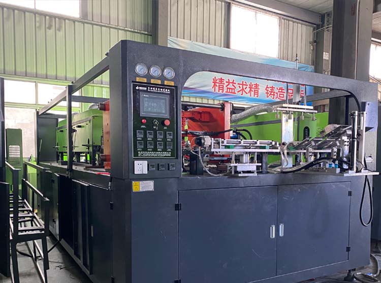 Fully Automatic 3000 ml Bottle Making Machine with 25 kW Power and Easy Operation