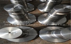 China 18CrNiMo7-6 8822H 4140 4330 Alloy Steel Open Die Forged Shaft Heat Treatment And Machined wholesale