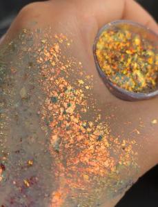 China OEM Purple Single Color Eyeshadow Pink Glitter Eye Makeup For Daily Party wholesale