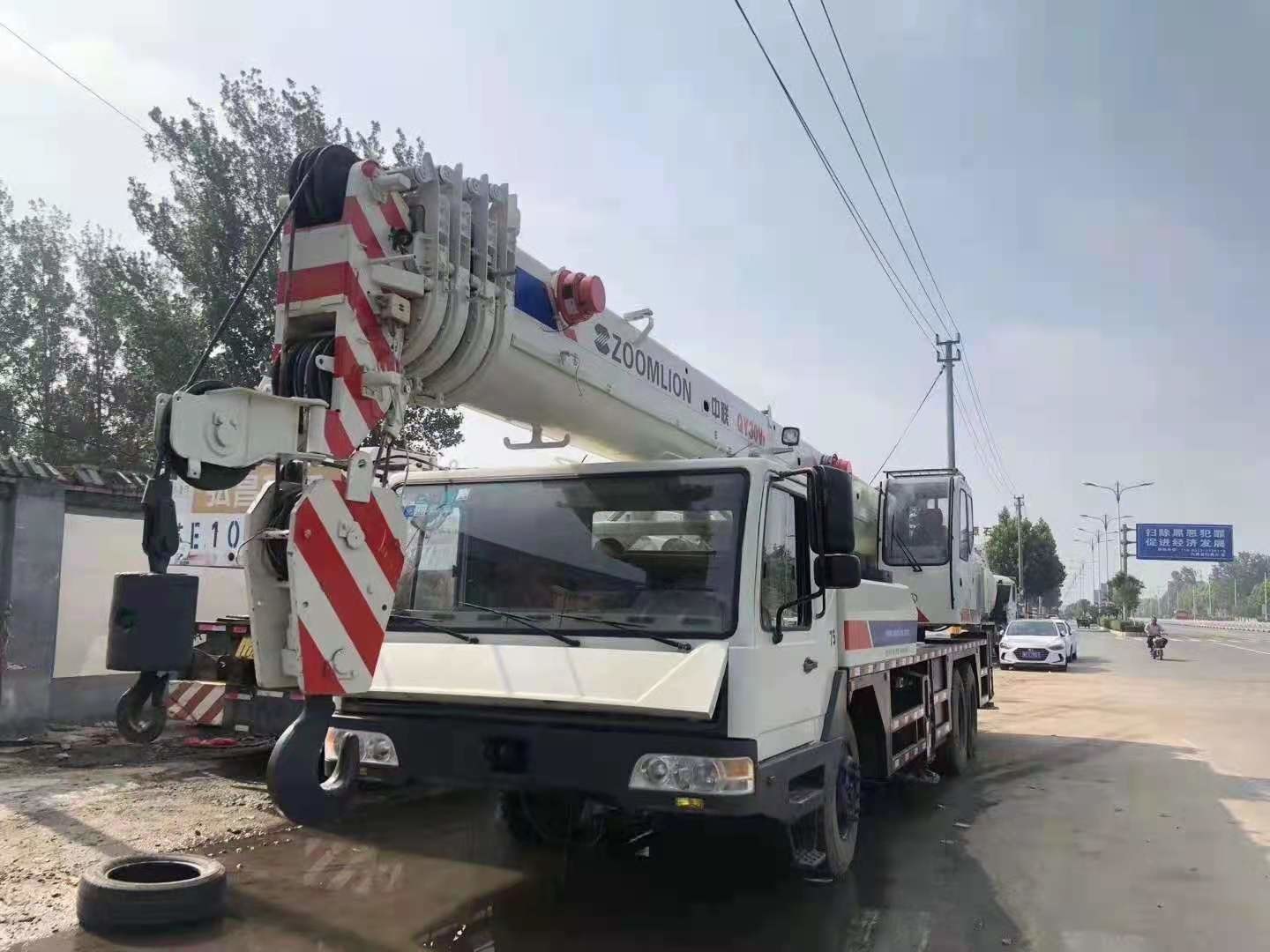 44.2m Lifting Height 70T Zoomlion QY70V Used Mobile Crane