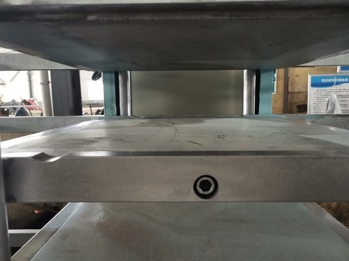 Easy To Operate Plate Rubber Dumbbell Tablet Vulcanizing Press