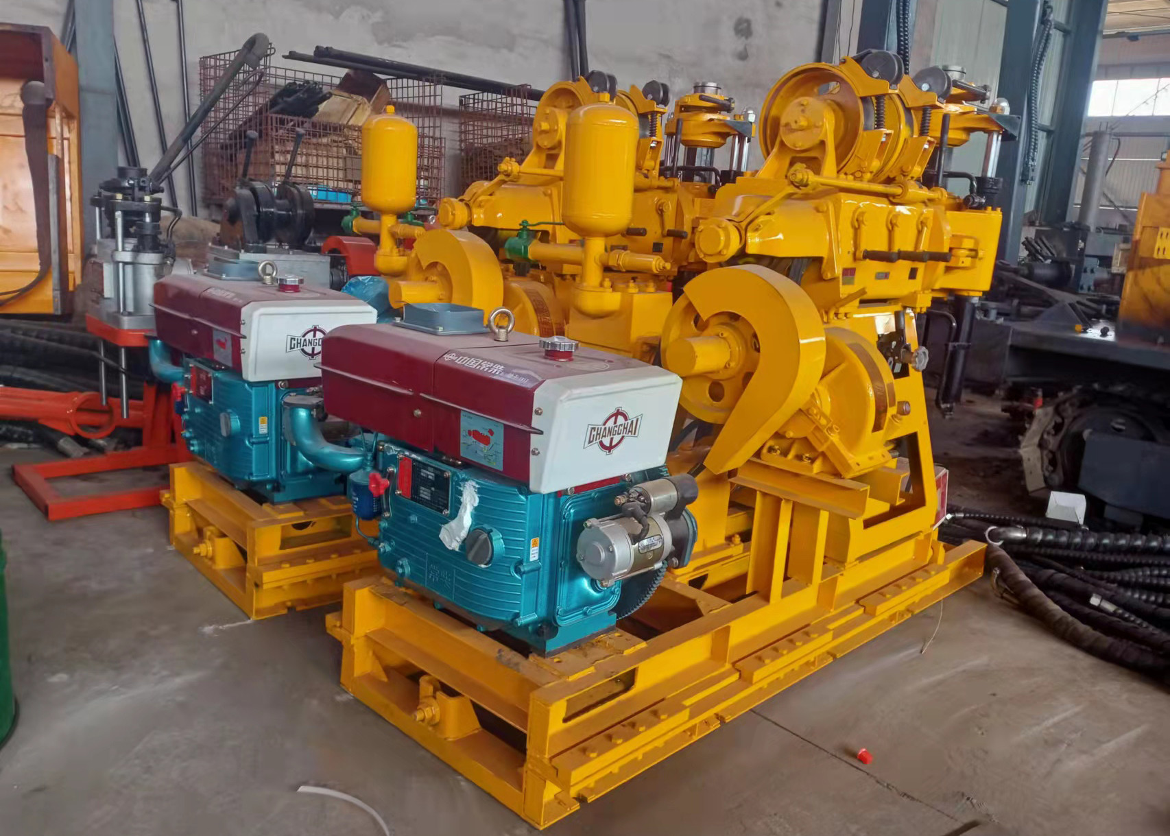 220V / 380V Water Well Drilling Equipment , 180m Core Drilling Machine For Mining