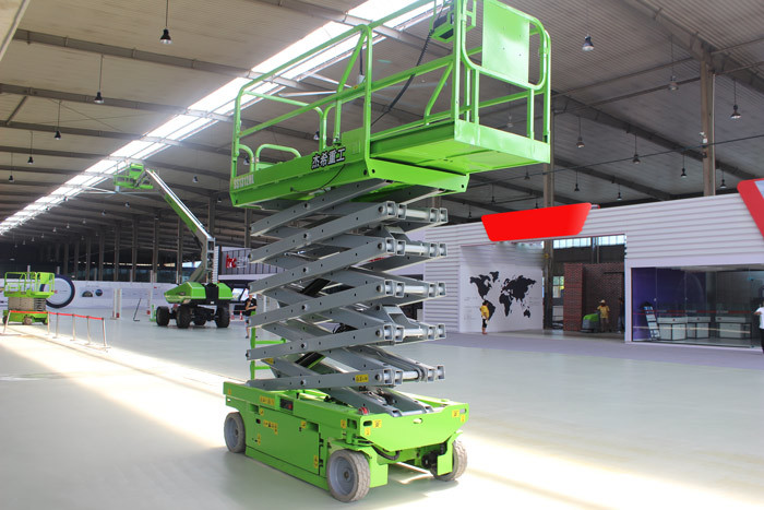 CE Certificated 11m Self Propelled Mobile Scissor Lift Platform