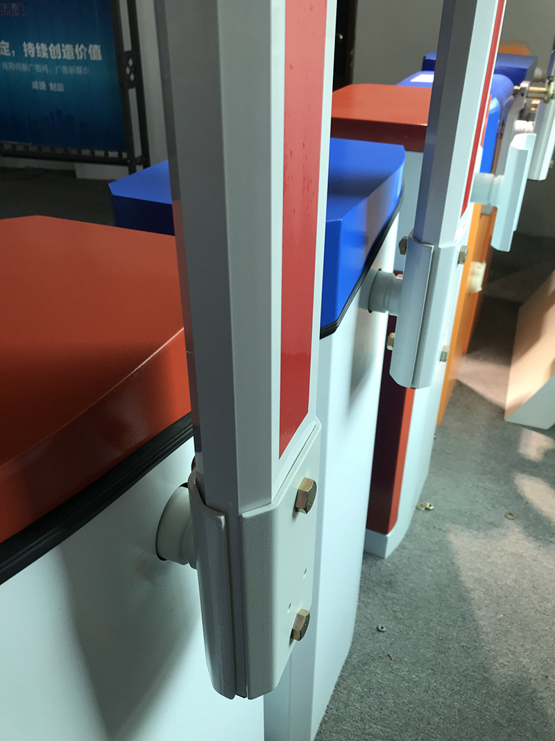Speed Adjustable Traffic Boom Barrier Aluminum Alloy For Parking Lot