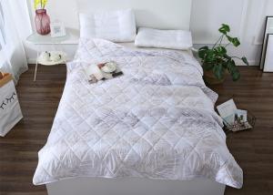 China Thai Hotel Luxury Plant Prints Oeko-Tex Standard Fiber Quilts wholesale