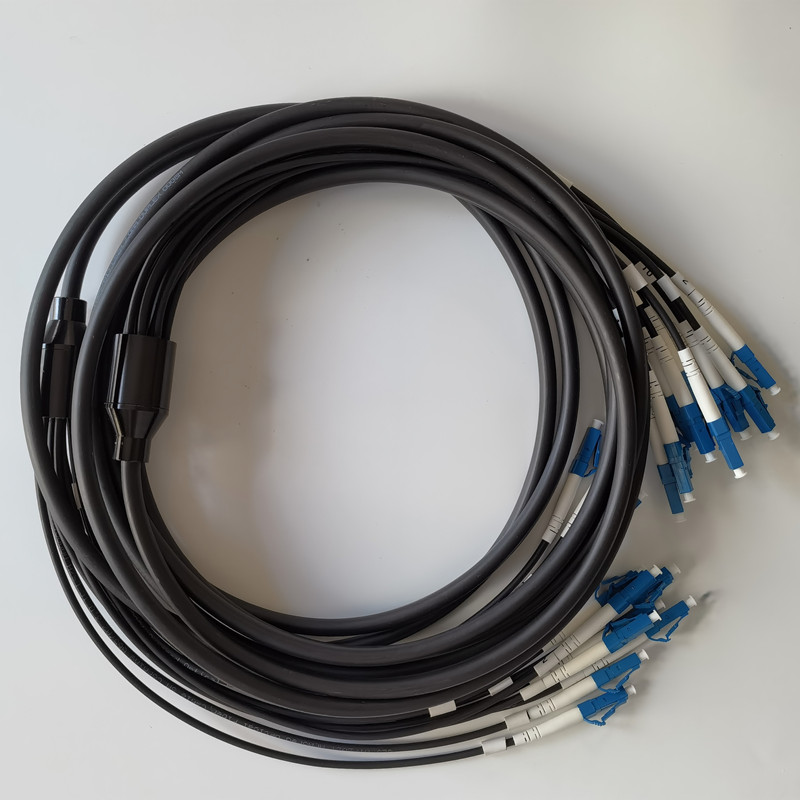 Customized Military Tactical Antirodent Single Mode 12 Core LC SC FC ST Armure Optical Cord Armored LSZH Fiber Patch Cable
