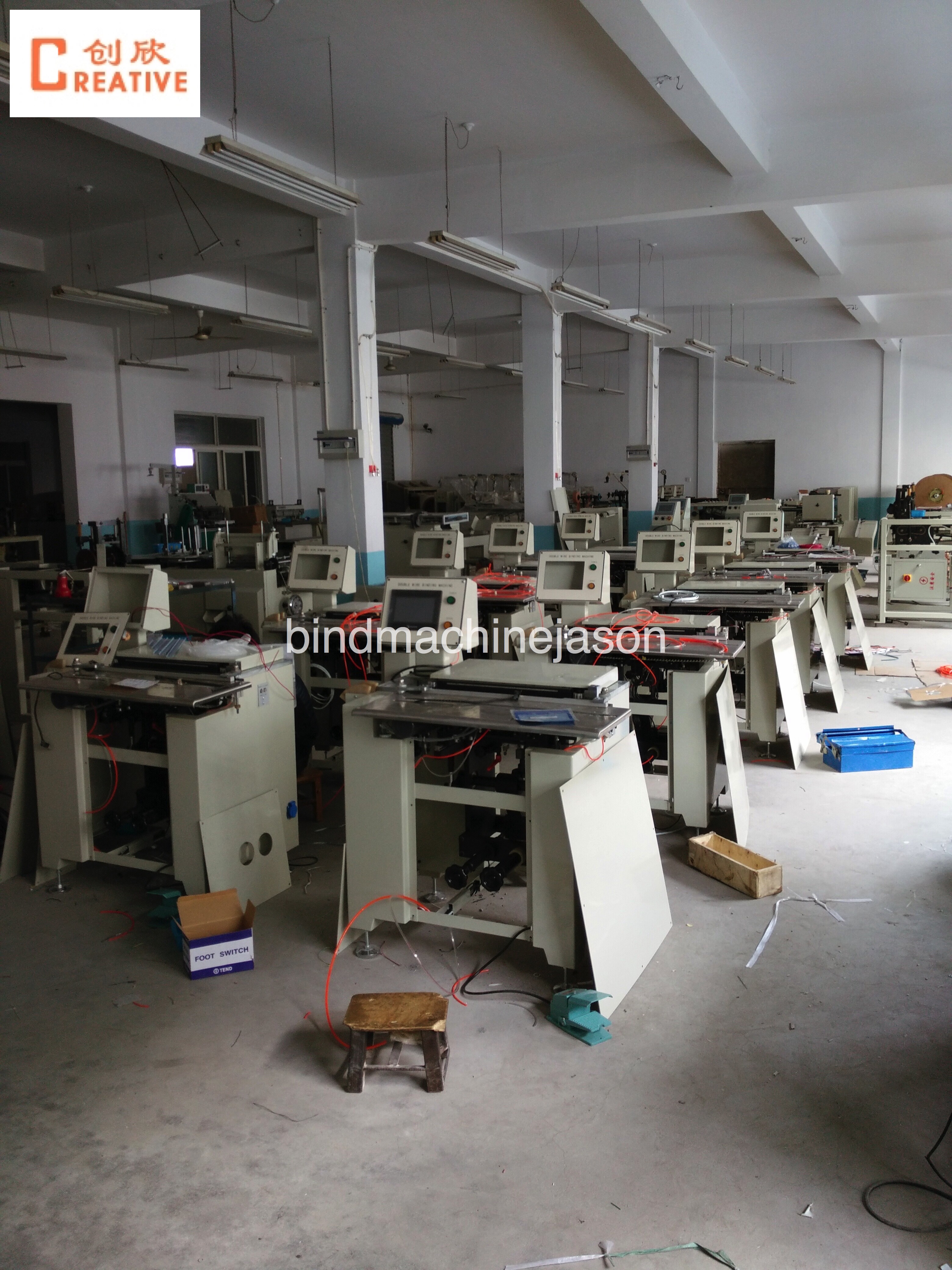 Twin loop wire binding machine DCA520