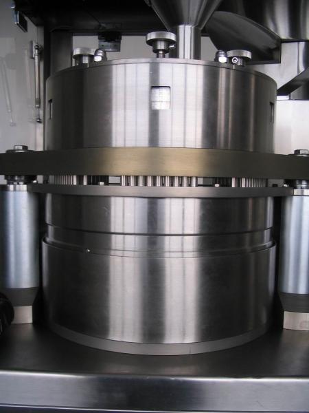 Pharmacy Capsule Machine , Automatic Capsule Filler Fully Automatic 800*1000