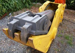 China Customized Mini Digger Attachments Hydraulic Cylinder Movable Jaw Pulverisor wholesale