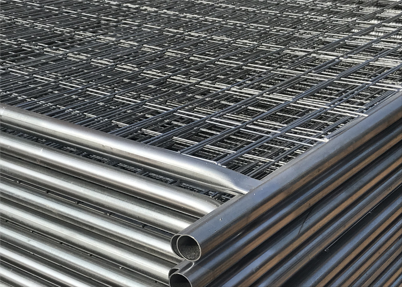 Buy Temporary Fencing Melbourne 2100mmx2400mm OD32mm*1.40mm