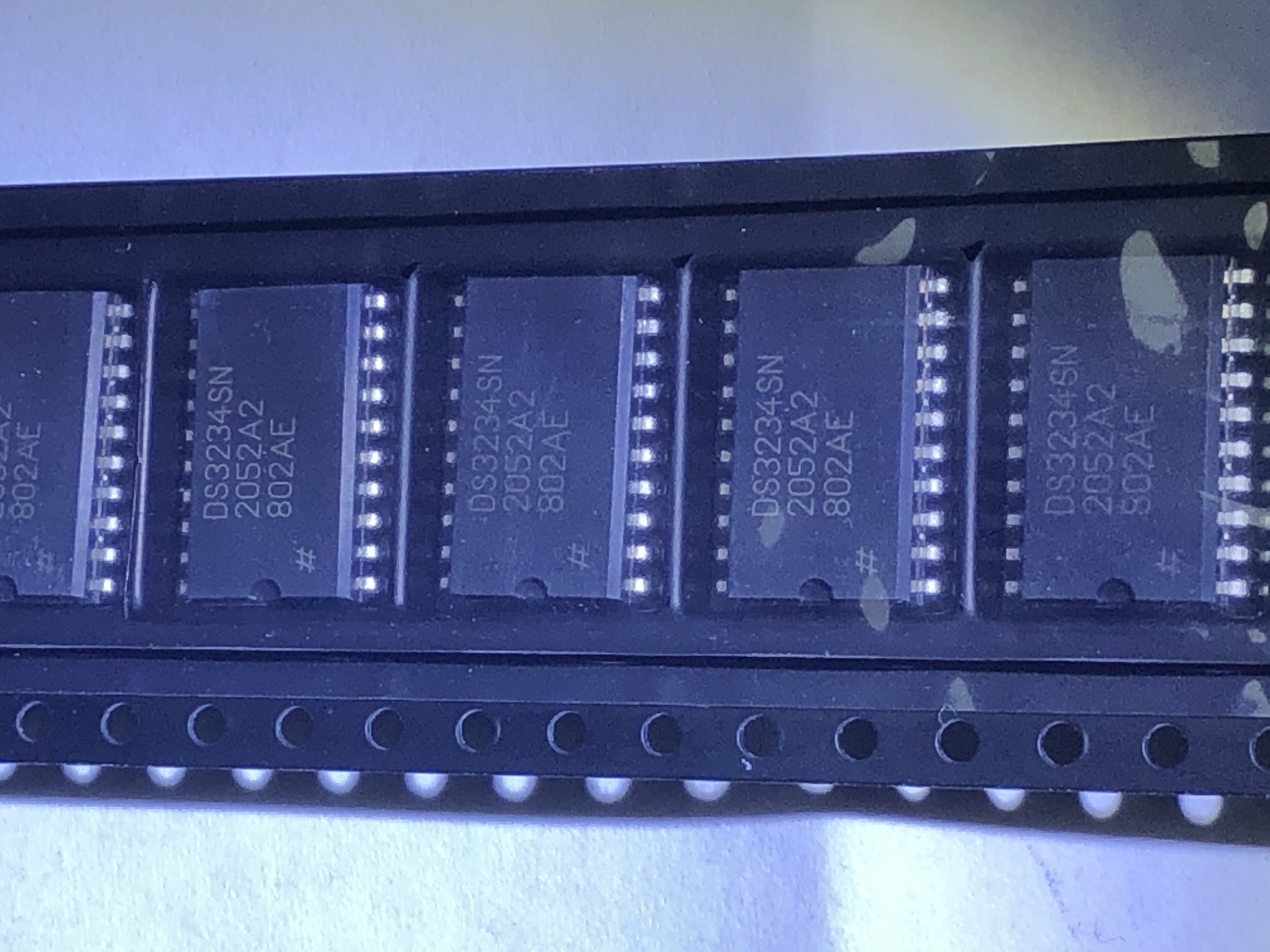 DS3234SN+ Maxim Integrated Real Time Clock Serial IC 256byte Clock Calendar Alarm Battery Backup