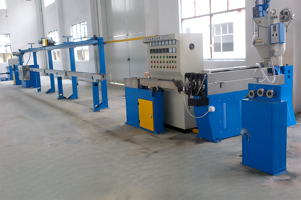 Low Voltage Electric Cable Extruder Machine Line Made In China