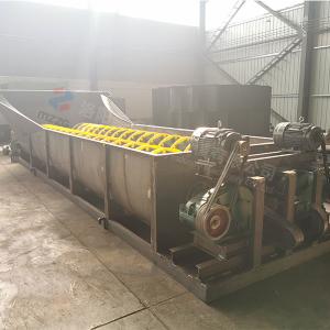 China Thickened Steel Plate Sand Cleaning Equipment Stable Operation No Vulnerable Parts wholesale