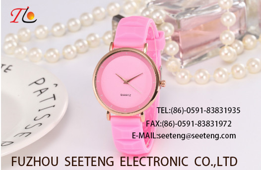 Silicone Watches color customized band Ladies watches silicone strap with alloy case color strap Delicate fashion watch