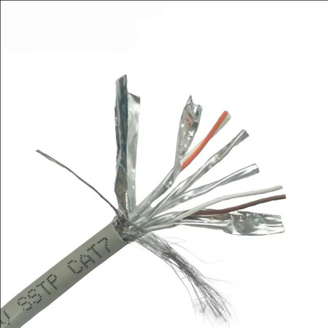 High Speed Shielded Twisted Pair SSTP 305m CAT7 LAN Cable