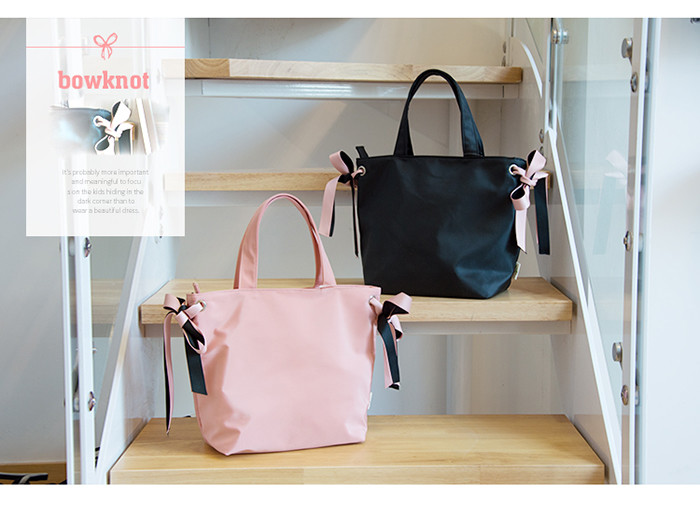Popular Womens Tote Bags , Polyester Shoulder Bag Bow Tie Western Style