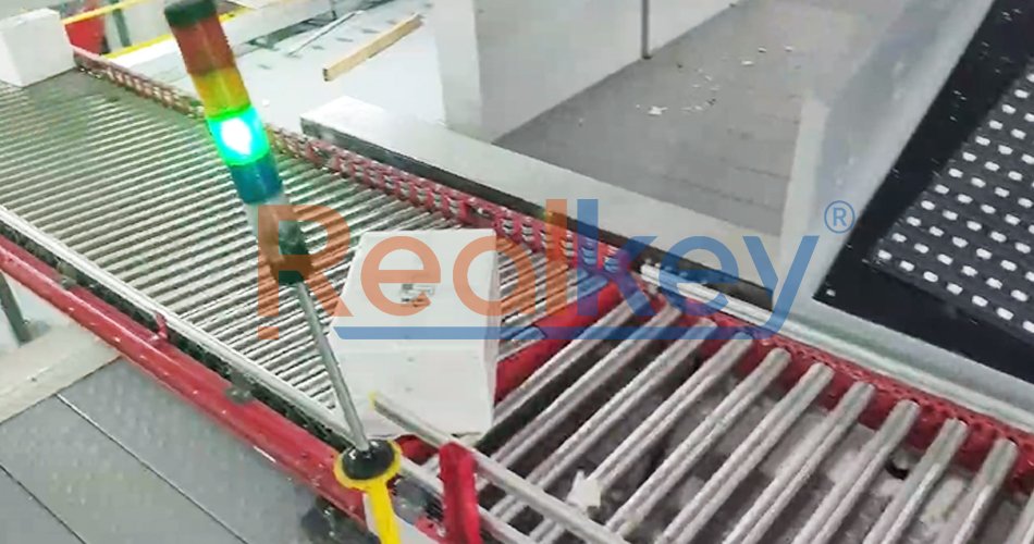 Customized Length Box Roller Conveyor Logistics Conveyor Systems Low Maintenance