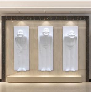China Welcome Usher Wall Mounted Sculptures Fiberglass Hanging For Hotel Decoration wholesale