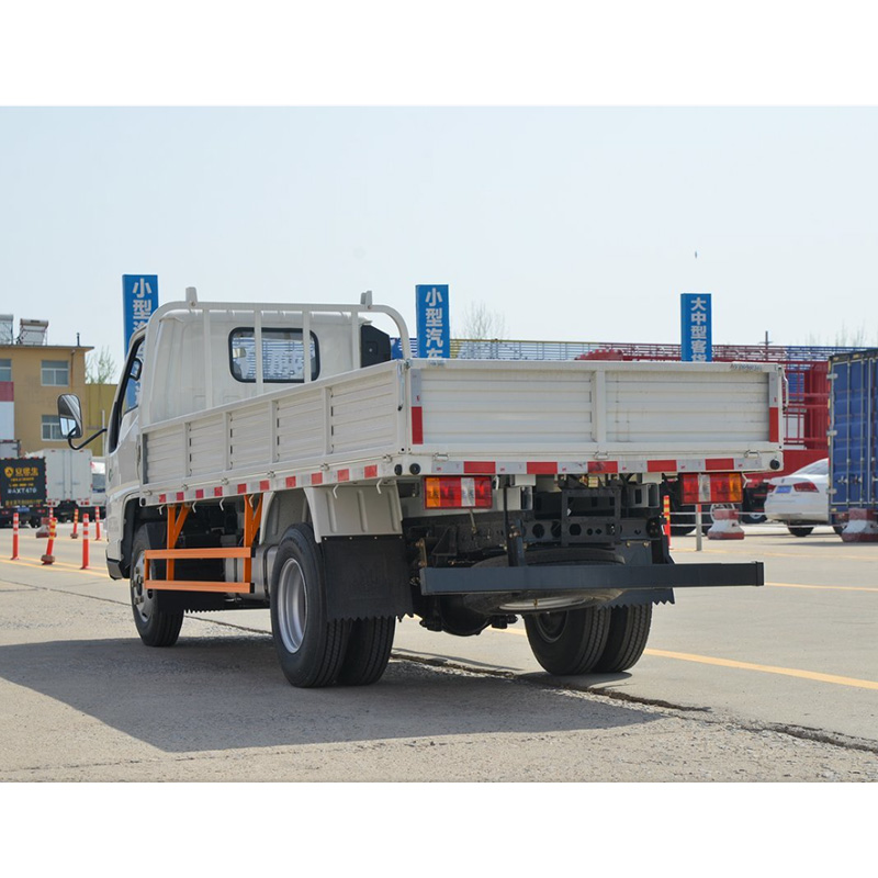 JMC 4x2 3.5 Tons Van Cargo Truck