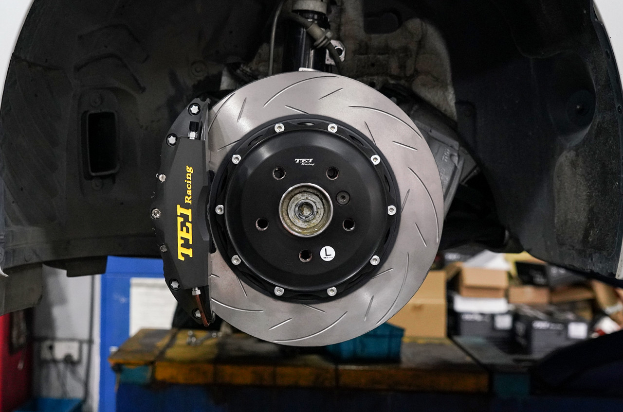 P40 Super Forged Calipers 4 Piston Big Brake Kit For BMW 1 Series E81 / E82 / E87 / E88 2004–2011 F20 / F21 2011–2019