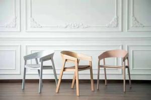 China Modern Wooden Custom Made Furniture Restaurant Cafe Chair With Leather Seat wholesale