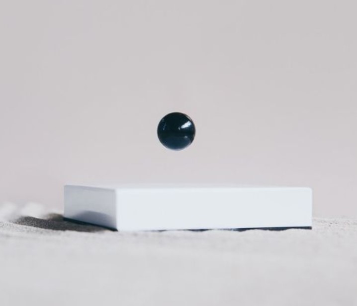 new magnetic levitation floating bada ball display racks, magnetic levitation display stand