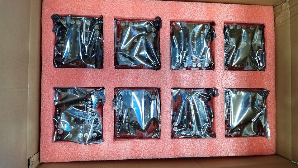 swappable designer circuit keyboard case with pcb 65% 75% 68 tkl rgb bac mechanical plate hot swap 65 tmk custom keyboard pcb