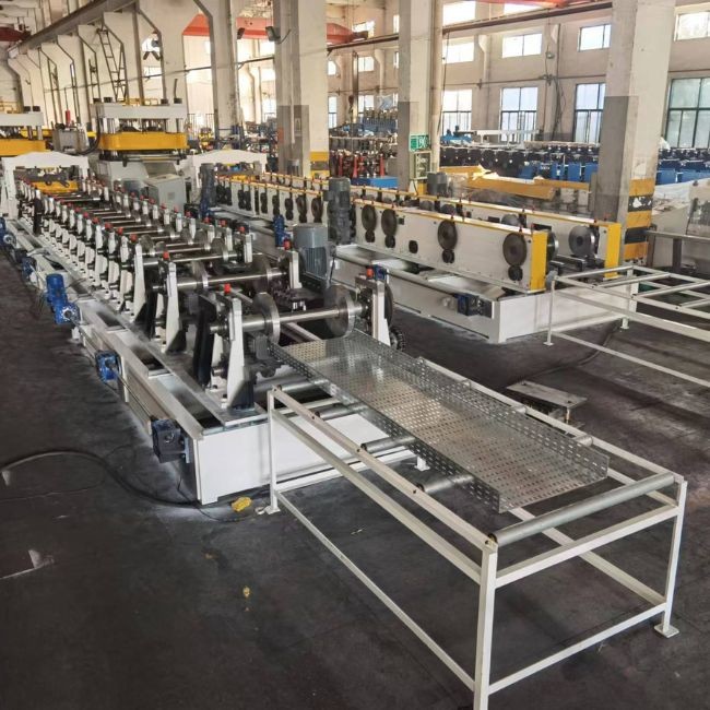 Adjustable Metal Cable Tray Roll Forming Machine Fully Automatic High Speed