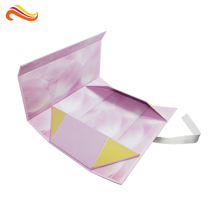 Custom Printing Magnetic Closure Collapsible Apparel Gift Box