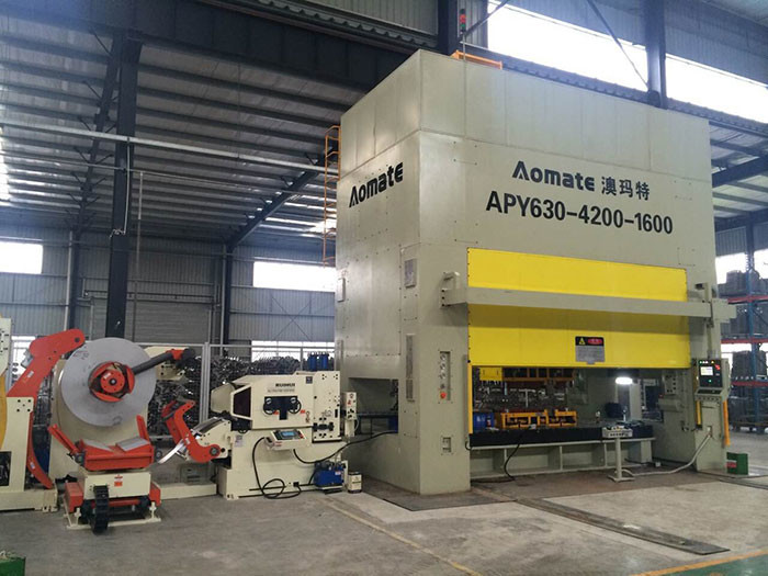 Fully Automatic 3 in 1 Metal Coil Sheet Punching Decoiler Flattening Feeder Machine