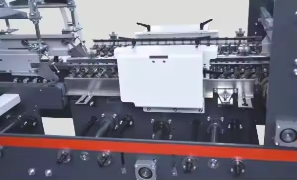 Multifunction Fully Automatic Folder Gluer Four And Six Corner Box Folding And Gluing Machine 380v