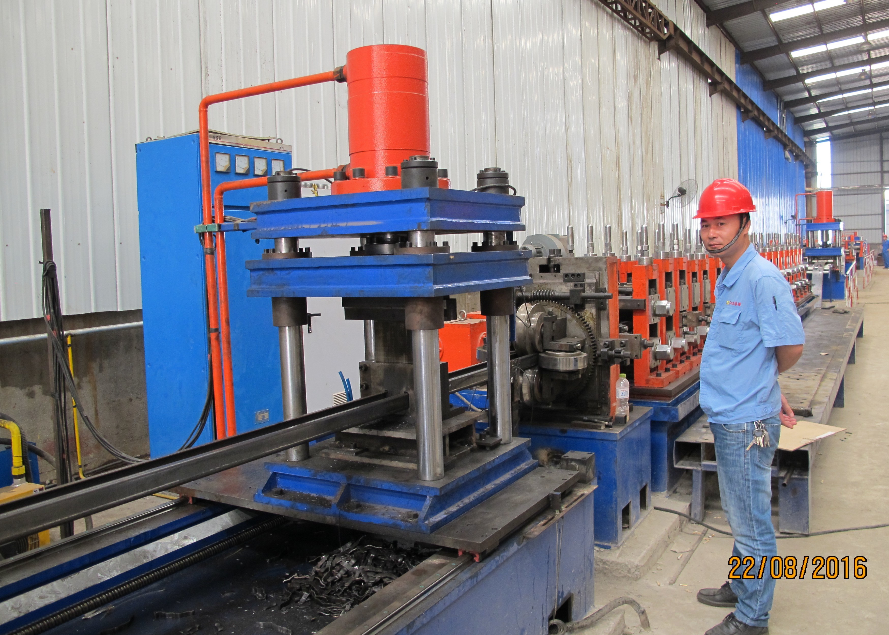 Hot Dip Galvanized Highway Guardrail Systems Crash Barrier Q345 Steel