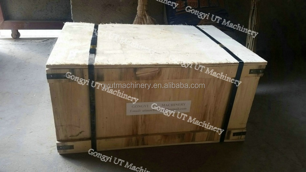 Relaxing and Moisturizing Auto Hydraulic Press Machine for Bath Bombs in Russia