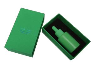 China 10ml Green Frosted Glass Serum Bottle Dropper 30 Ml With Paper Box wholesale