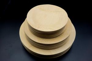 China 9 Inch Bamboo Wooden Plates Kitchen Untensils Natural Round wholesale