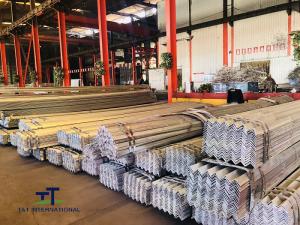 China Metallic Color Galvanised Angle Bar , Channel Steel Bar Bulk Heavy Gauge wholesale