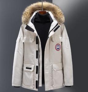 China Small Quantity Clothing Manufacturer Unisex Outdoor Thickened Down Jacket With Hood wholesale