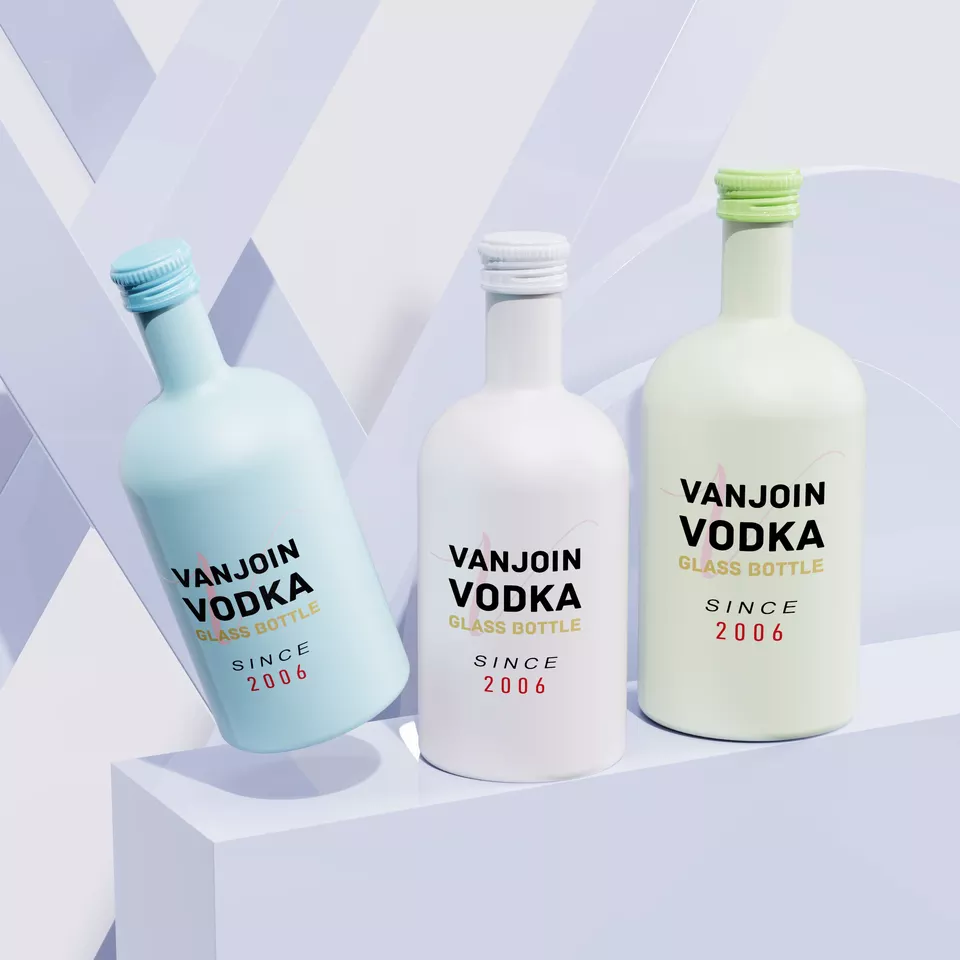 Base Material glass 500ml 700ml 750ml Glass Whisky Bottle Vodka Bottle for Cosmestic