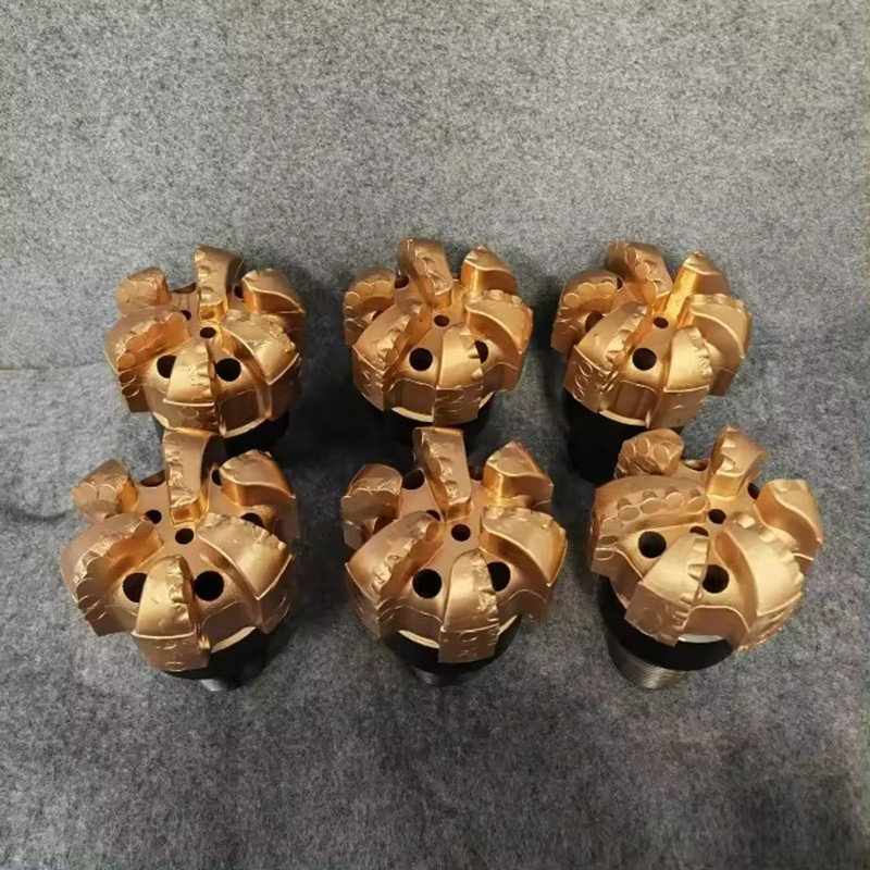 API Connection PDC Drill Bits for Low Abrasiveness Shale Sequences
