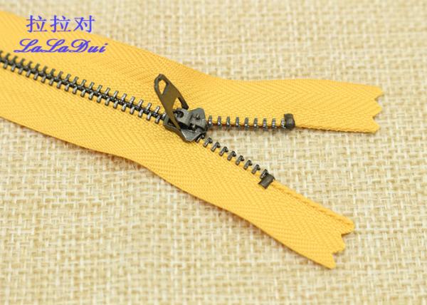 Black Nickel Teeth Close End Jeans Metal Zipper Polyester Tape For Uniform /