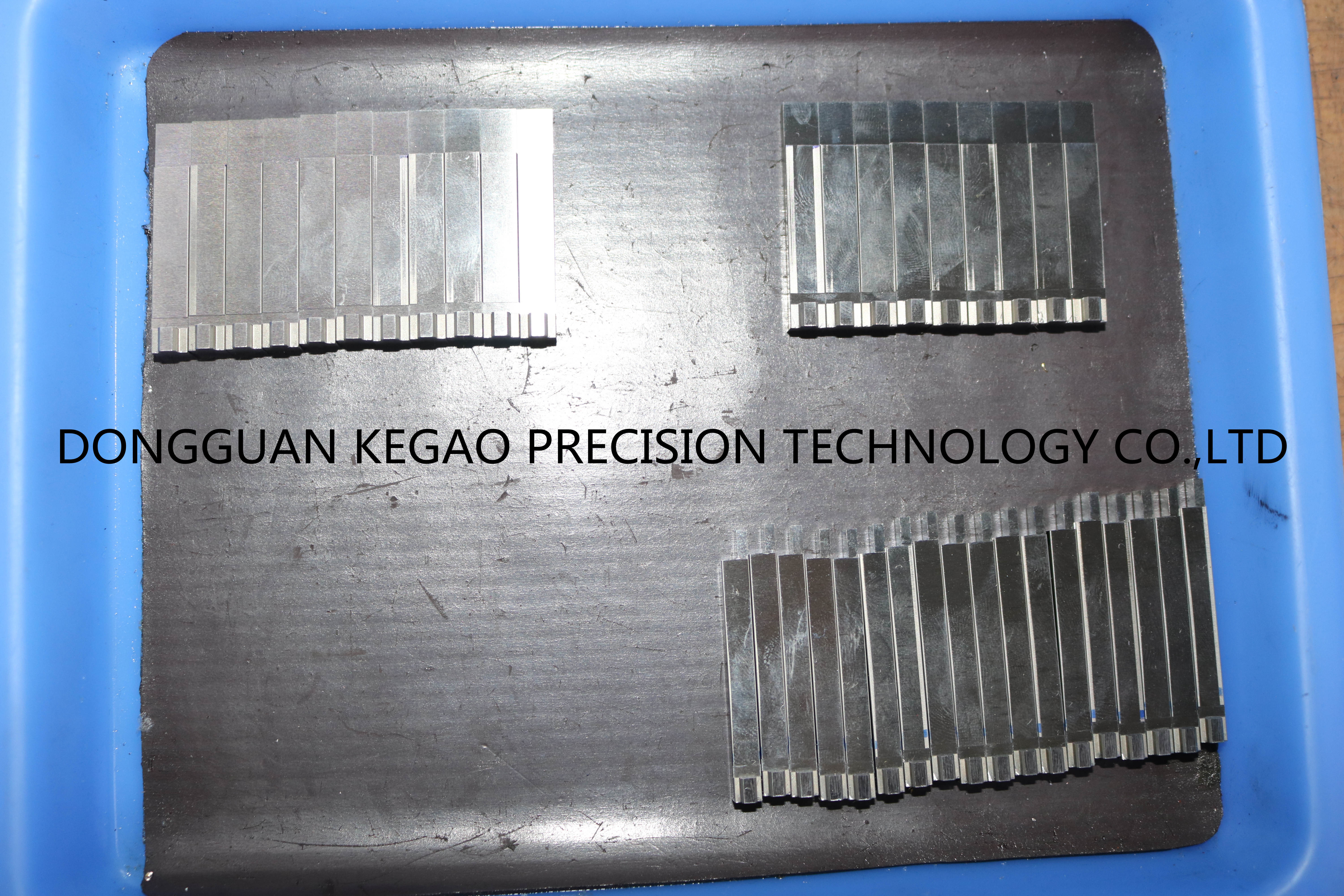 INJ.Side Insert Precision Injection Molding Parts 8407 Material Polishing