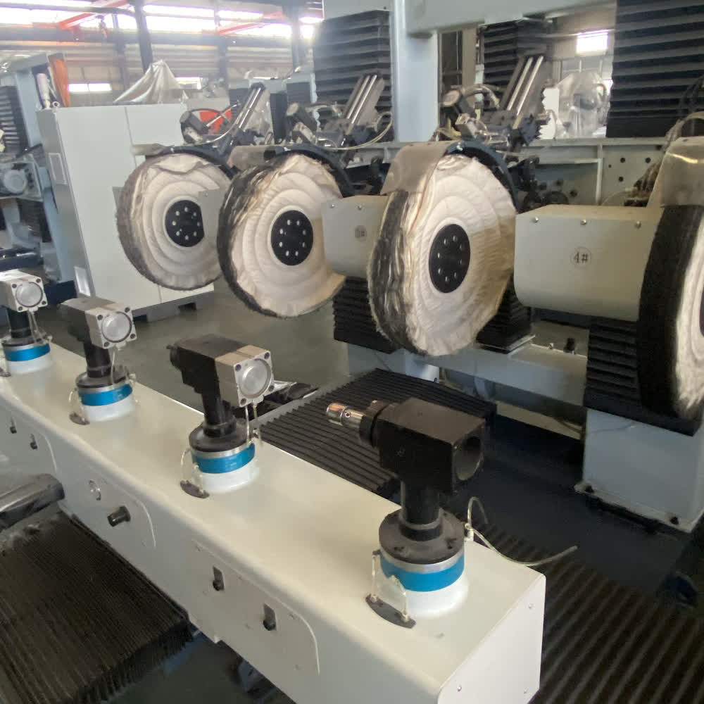 Two Stations Automatic Polishing Machine For Bathroom Faucet Polishing