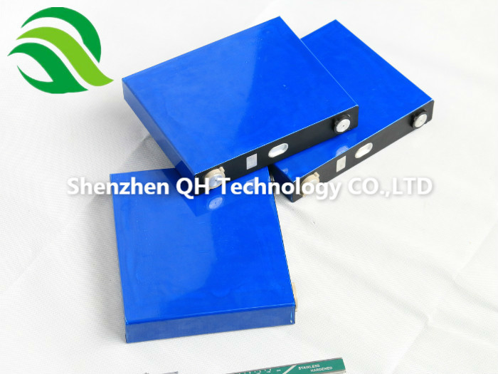 High Energy Density Lithium Ferrous Phosphate Battery Products 24V 120Ah Portable