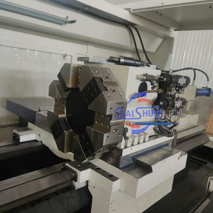Economic CNC Metal Cutting Machine Pipe Threading Lathe With Large Spindle Bore