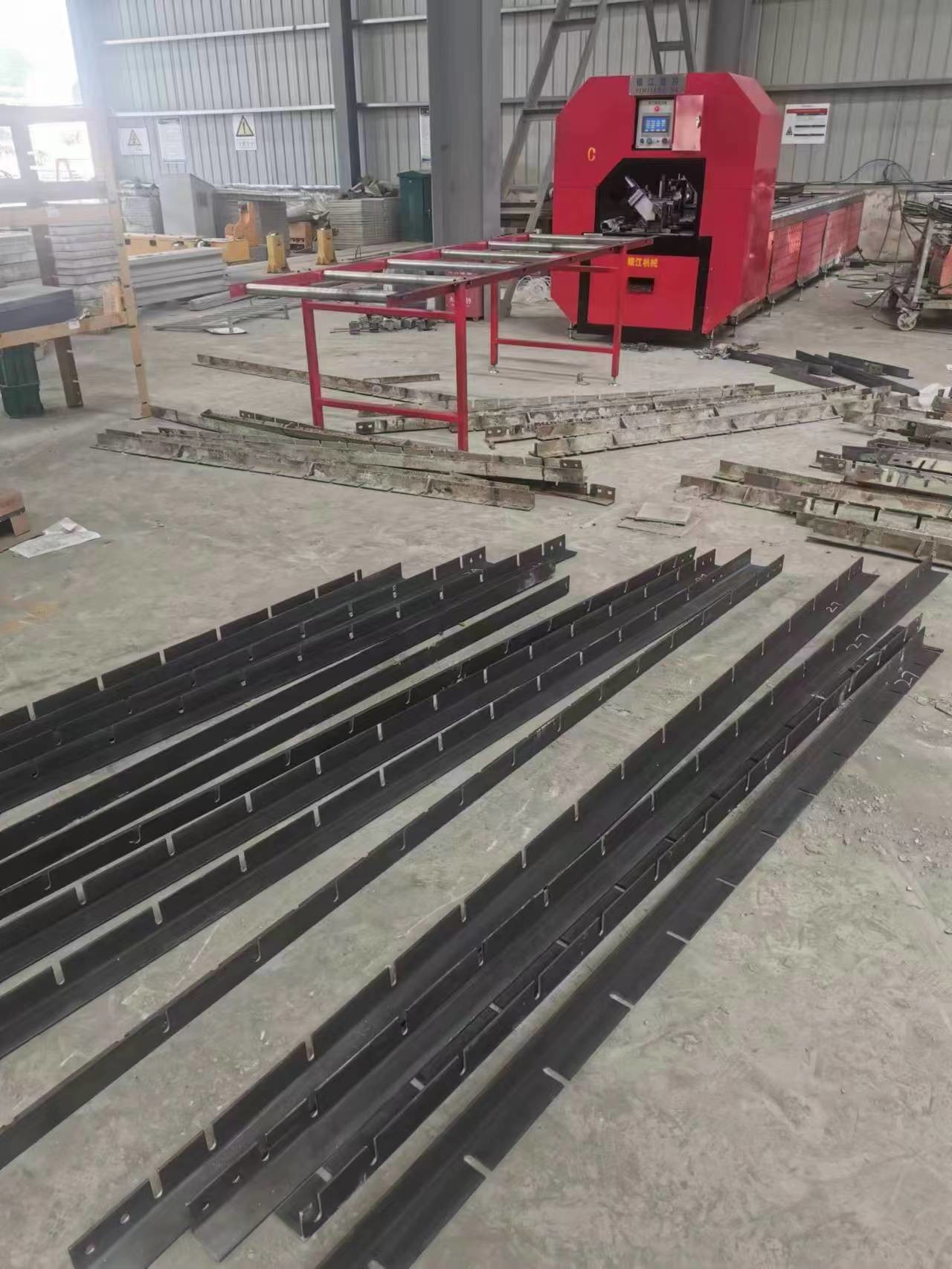 PM-100 Electric CNC Steel Plate Punching And Shearing Machine