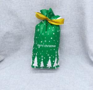 China Best Selling Christmas Bag Candy Treat Bag Christmas Drawstring Bag wholesale