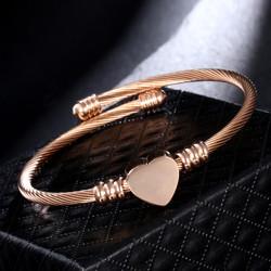 China Fabdaz Womens Gold Bangle Bracelets 18k Gold Plated Multioccasion wholesale