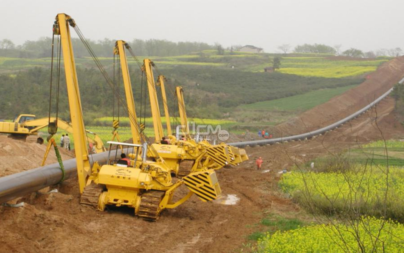 Hydraulic Tractor Pipe Layer , SHANTUI SP25Y 25T Crawler Pipelayer Equipment